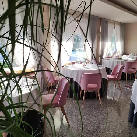 Ristorante Dussin Bed & Breakfast 3*