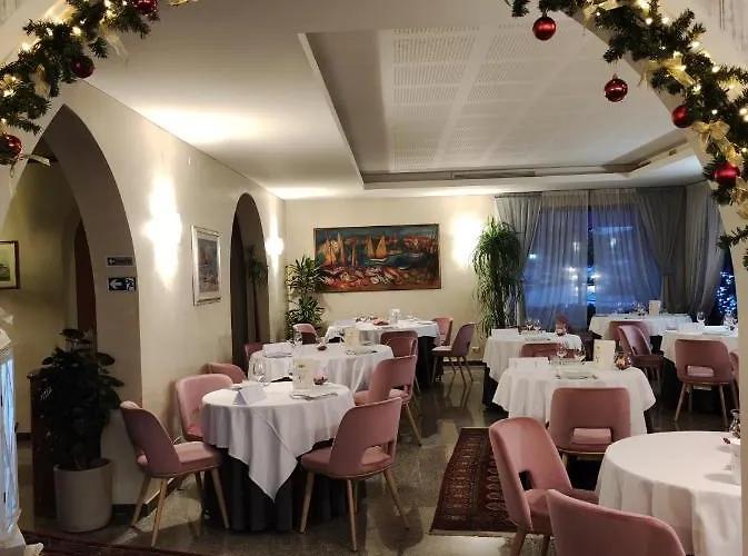 Oda ve Kahvaltı Ristorante Dussin
